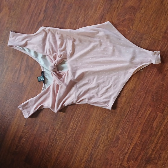 Streetwear Society Tops - Pinup‎ girl bodysuit